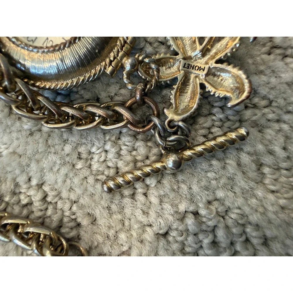 Monet Vintage‎ Two Tone Starfish Charm Bracelet Watch Nautical Toggle Clasp Gold